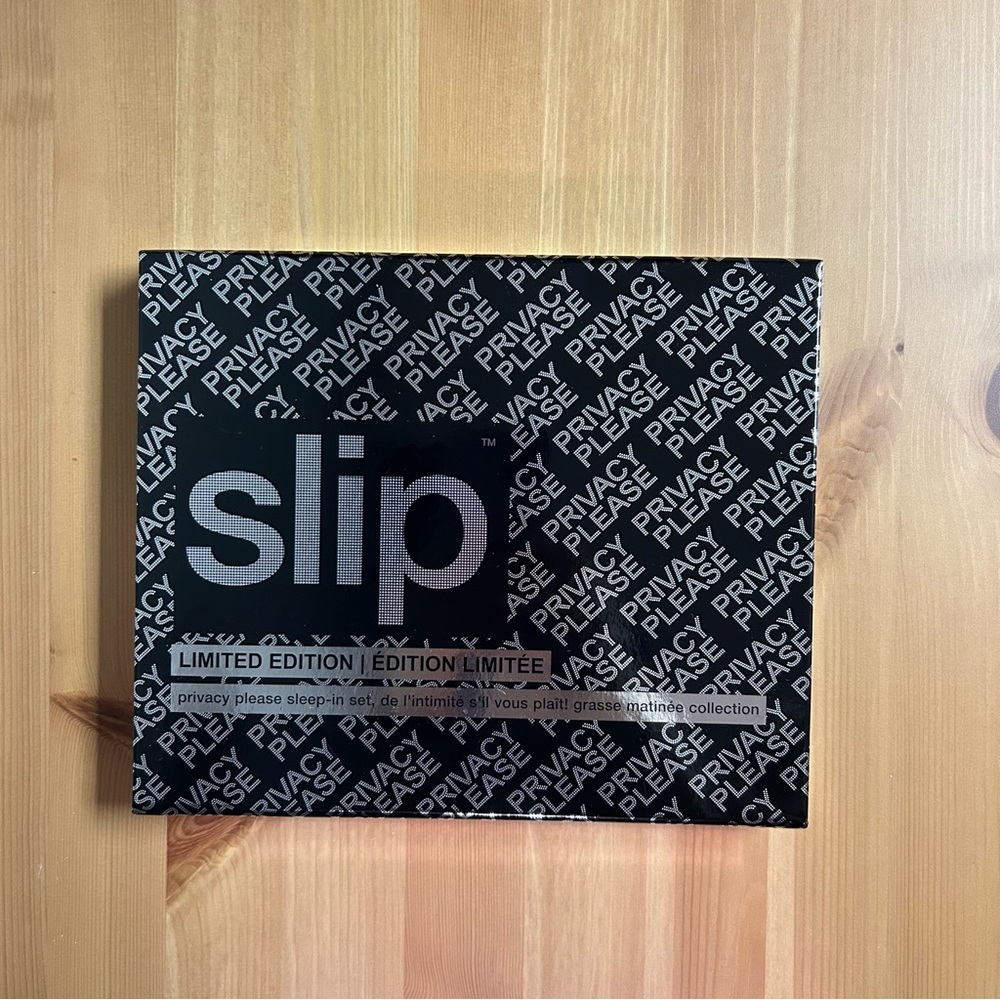 NWT Slip Silk Privacy Please Sleep-In Set